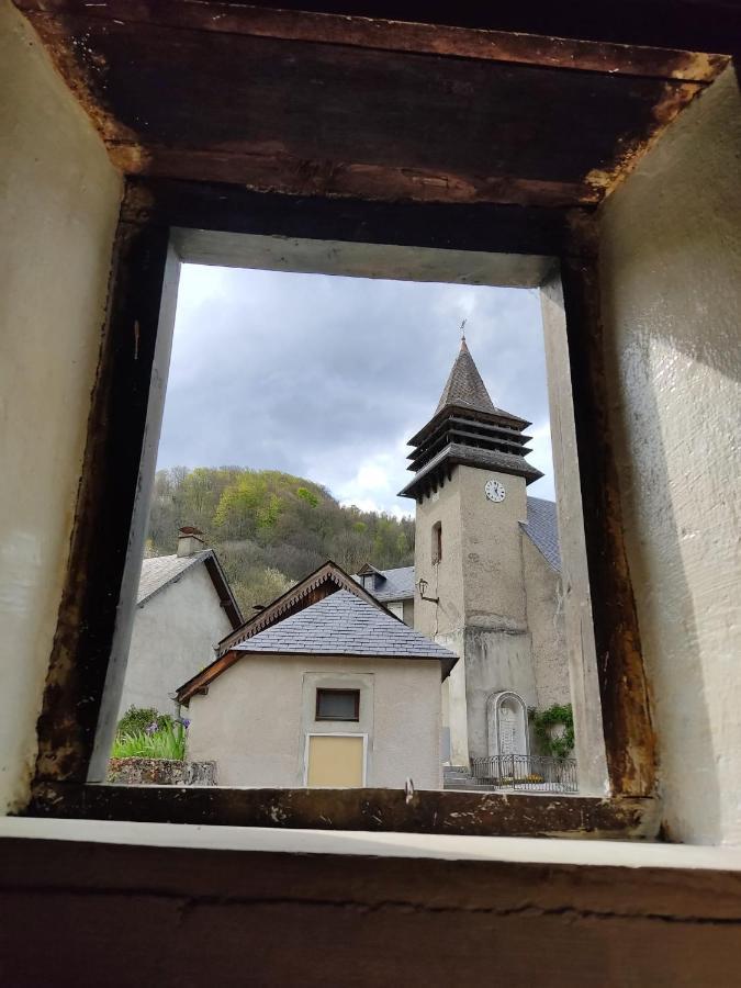 Auberge Chez Gabrielle - Vallee De Lesponne Beaudean Exterior photo